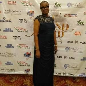 Meet your Posher, Carline